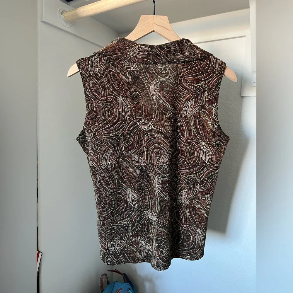 Leaf Print Top - Picture 2 of 3